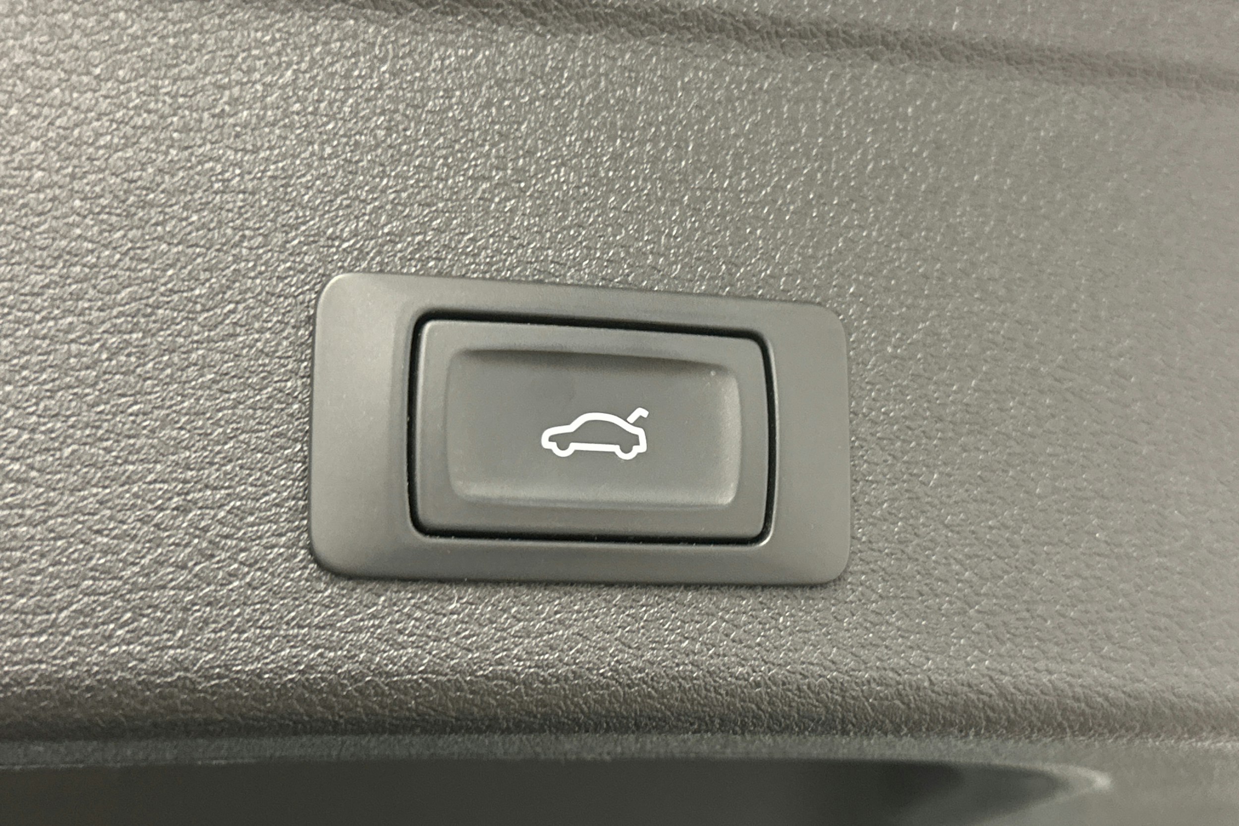 harmaa Audi A4 2019 kuva 33.