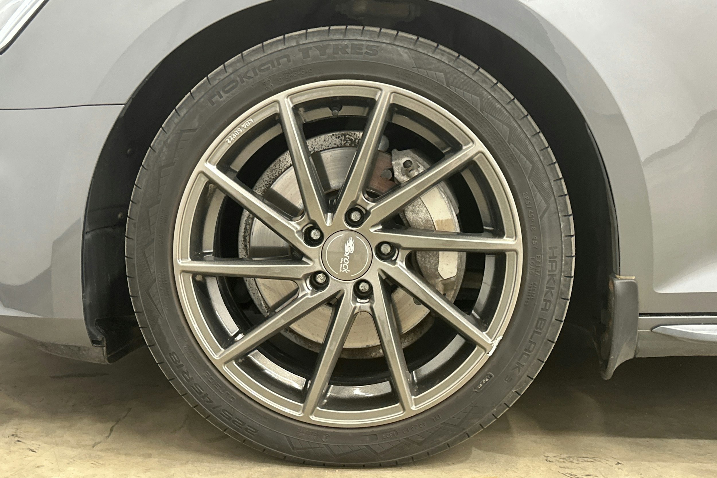 harmaa Audi A4 2019 kuva 34.