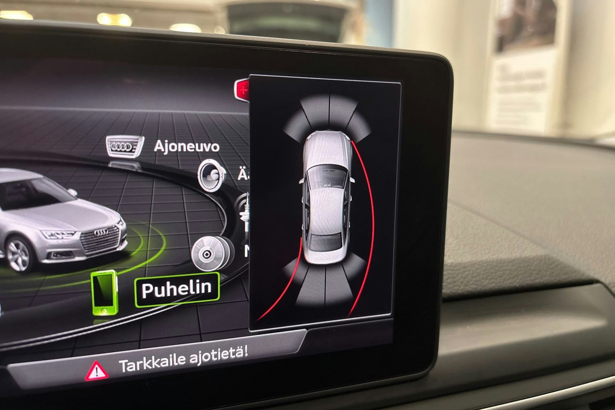 valkoinen Audi A4 2019 kuva 22.