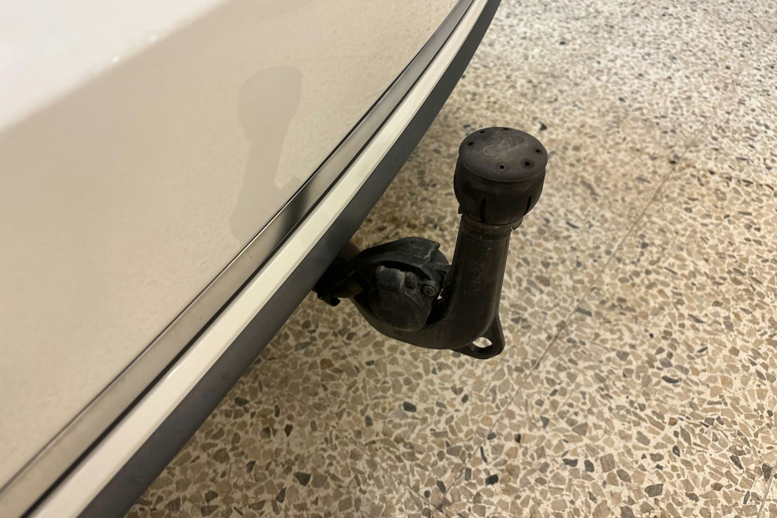 valkoinen Audi A4 2019 kuva 28.