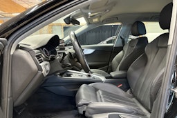 musta Audi A4 2019 kuva 17.
