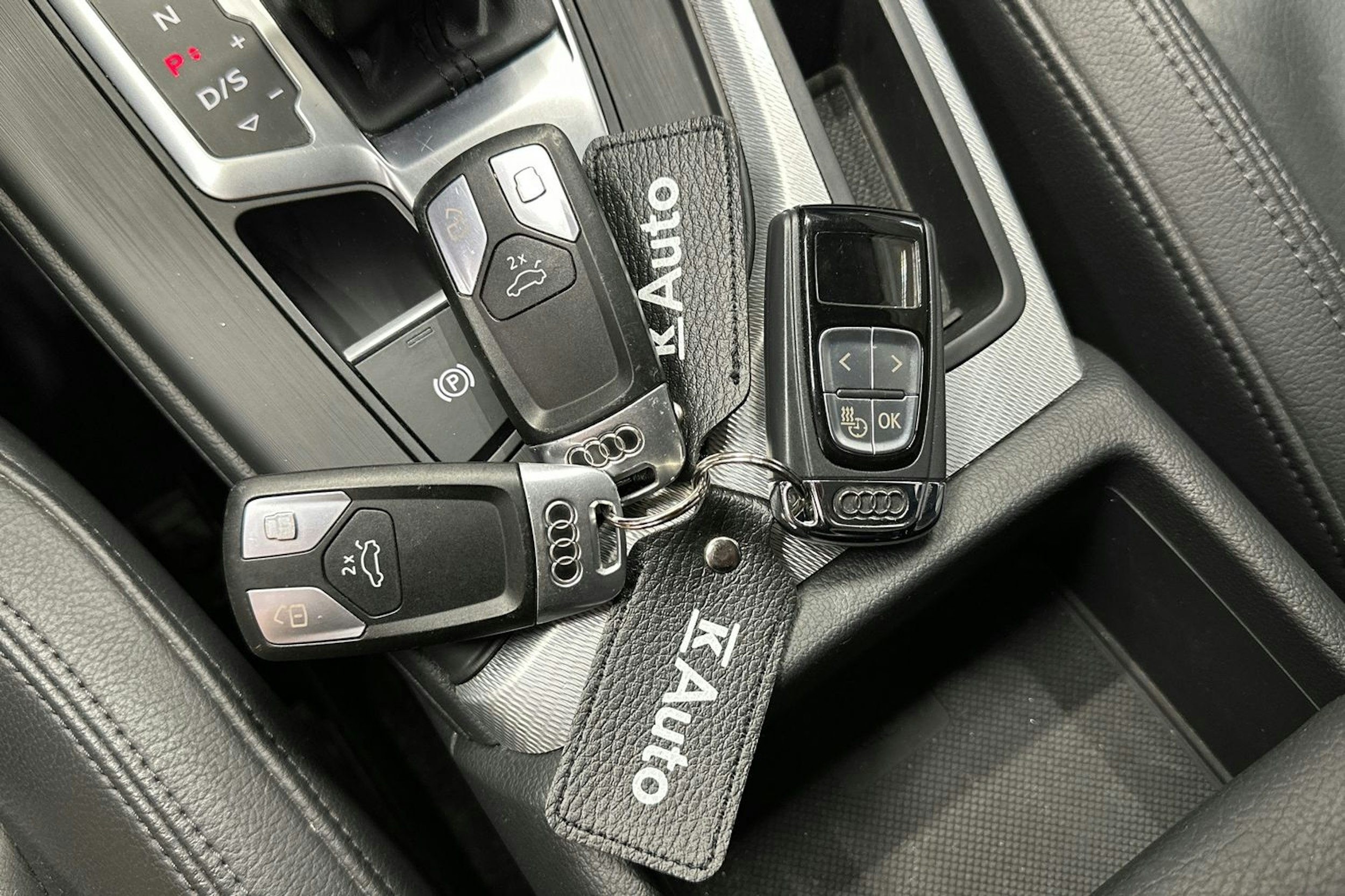 musta Audi A4 2019 kuva 24.