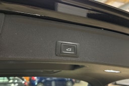 musta Audi A4 2019 kuva 35.