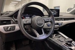 punainen Audi A4 2019 kuva 28.