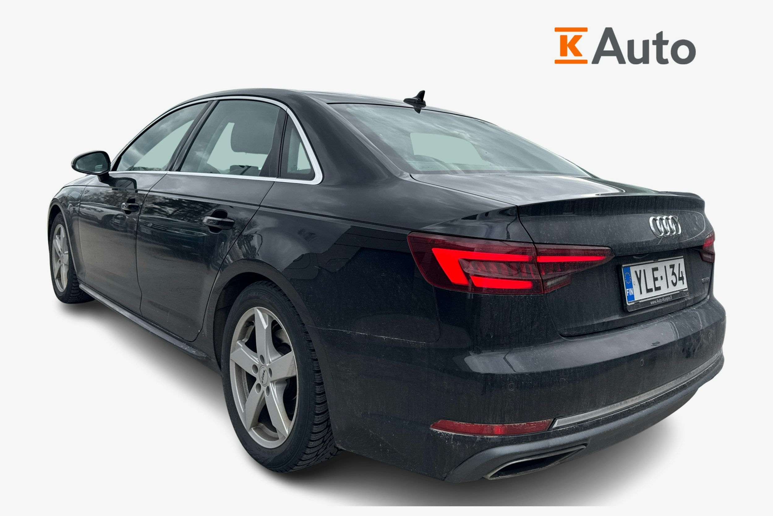 Musta Audi A4 2019 kuva 2.