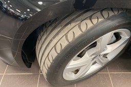 Musta Audi A4 2019 kuva 14.