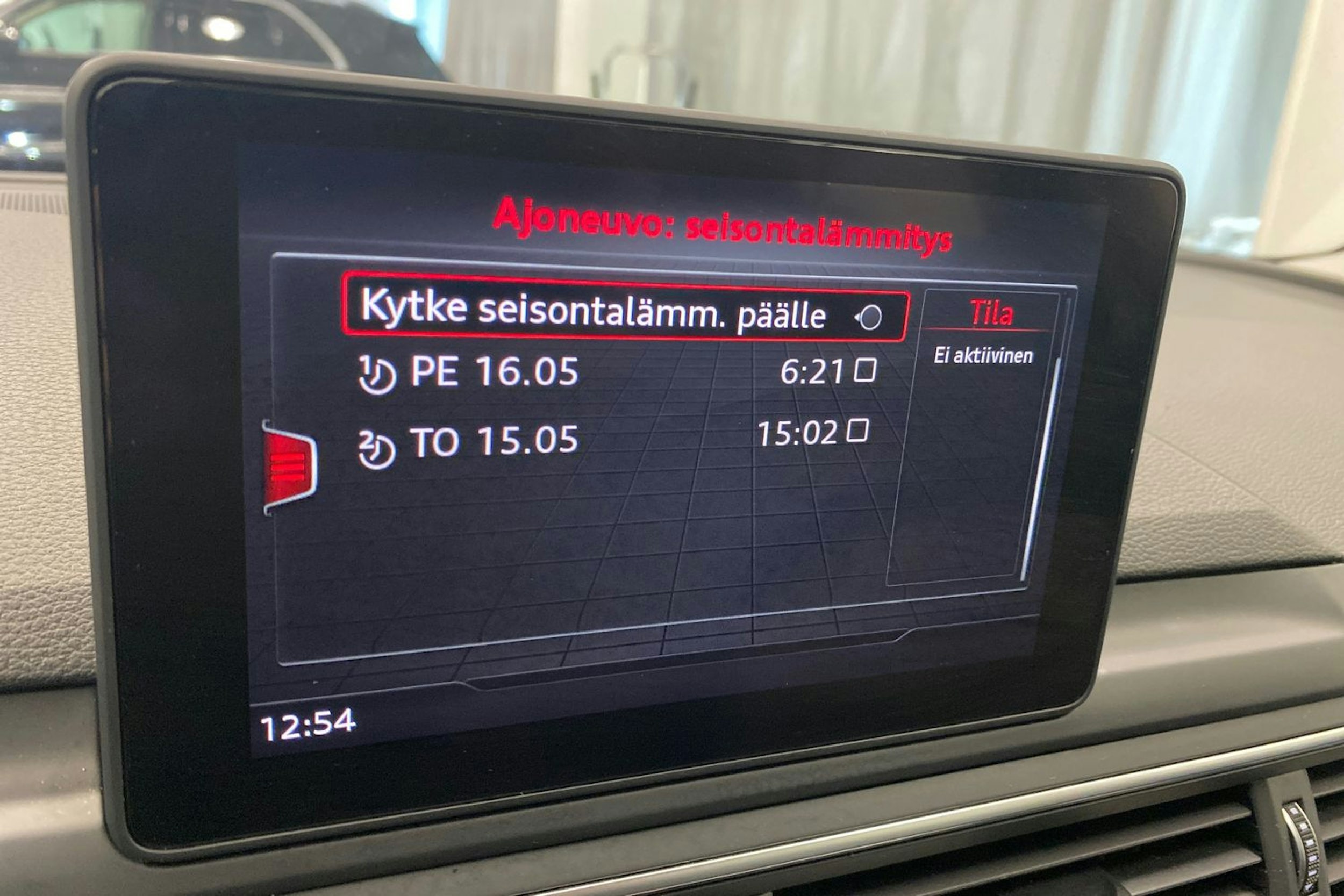 Musta Audi A4 2019 kuva 31.