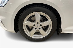 valkoinen Audi A4 2019 kuva 11.