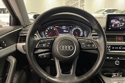 valkoinen Audi A4 2019 kuva 17.