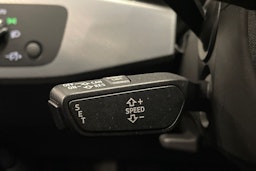 valkoinen Audi A4 2019 kuva 20.