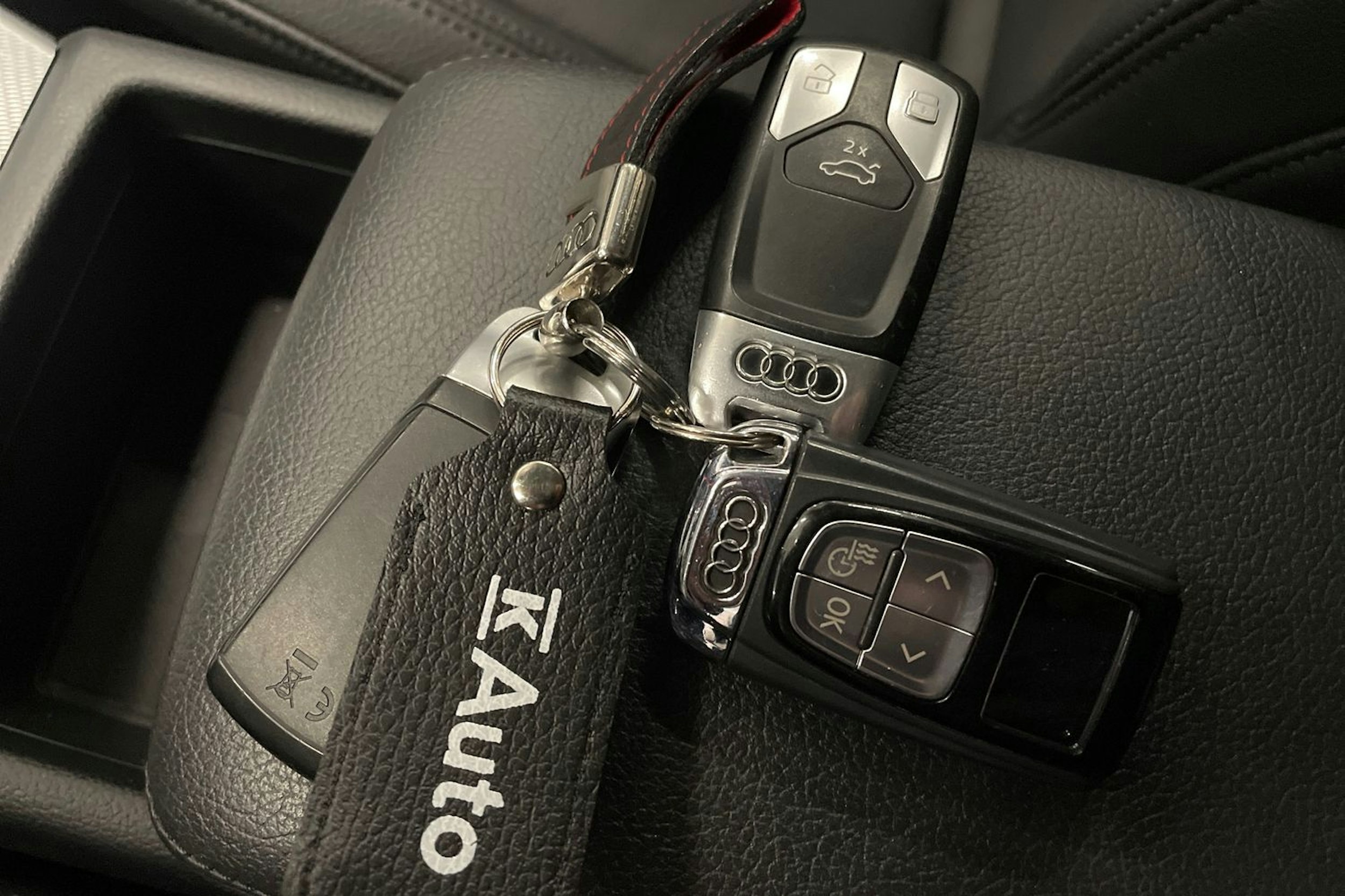 valkoinen Audi A4 2019 kuva 37.