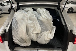 valkoinen Audi A4 2019 kuva 41.