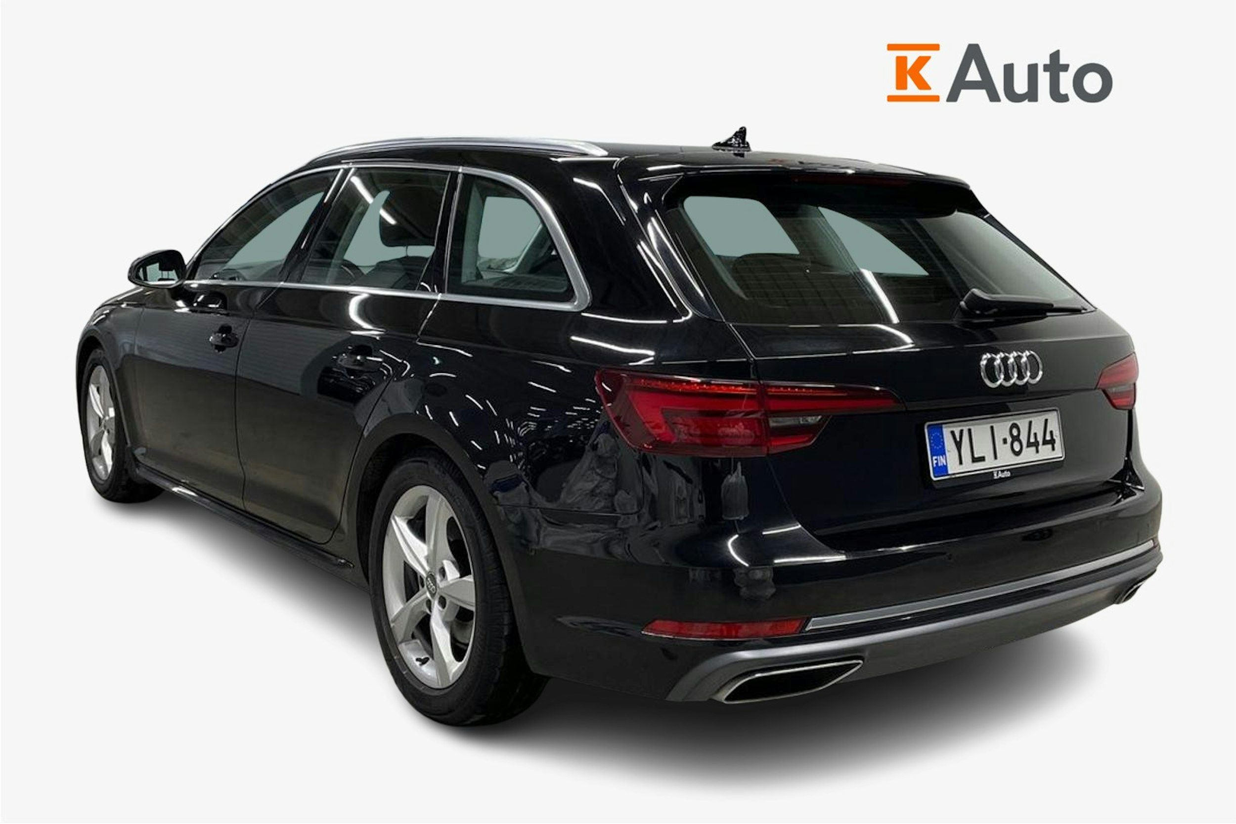 Musta Audi A4 2019 kuva 2.