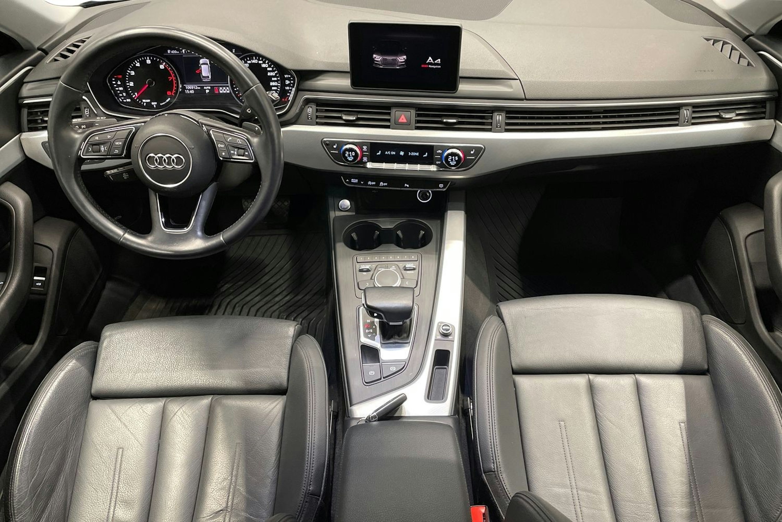 Musta Audi A4 2019 kuva 9.