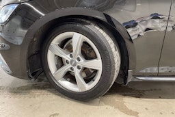 Musta Audi A4 2019 kuva 13.