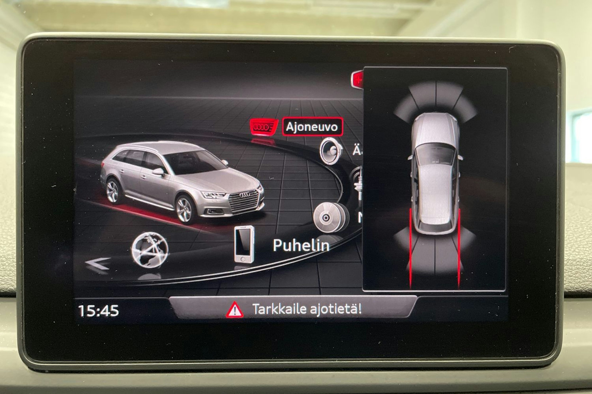 Musta Audi A4 2019 kuva 19.