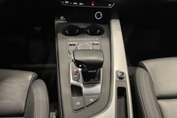 Musta Audi A4 2019 kuva 24.