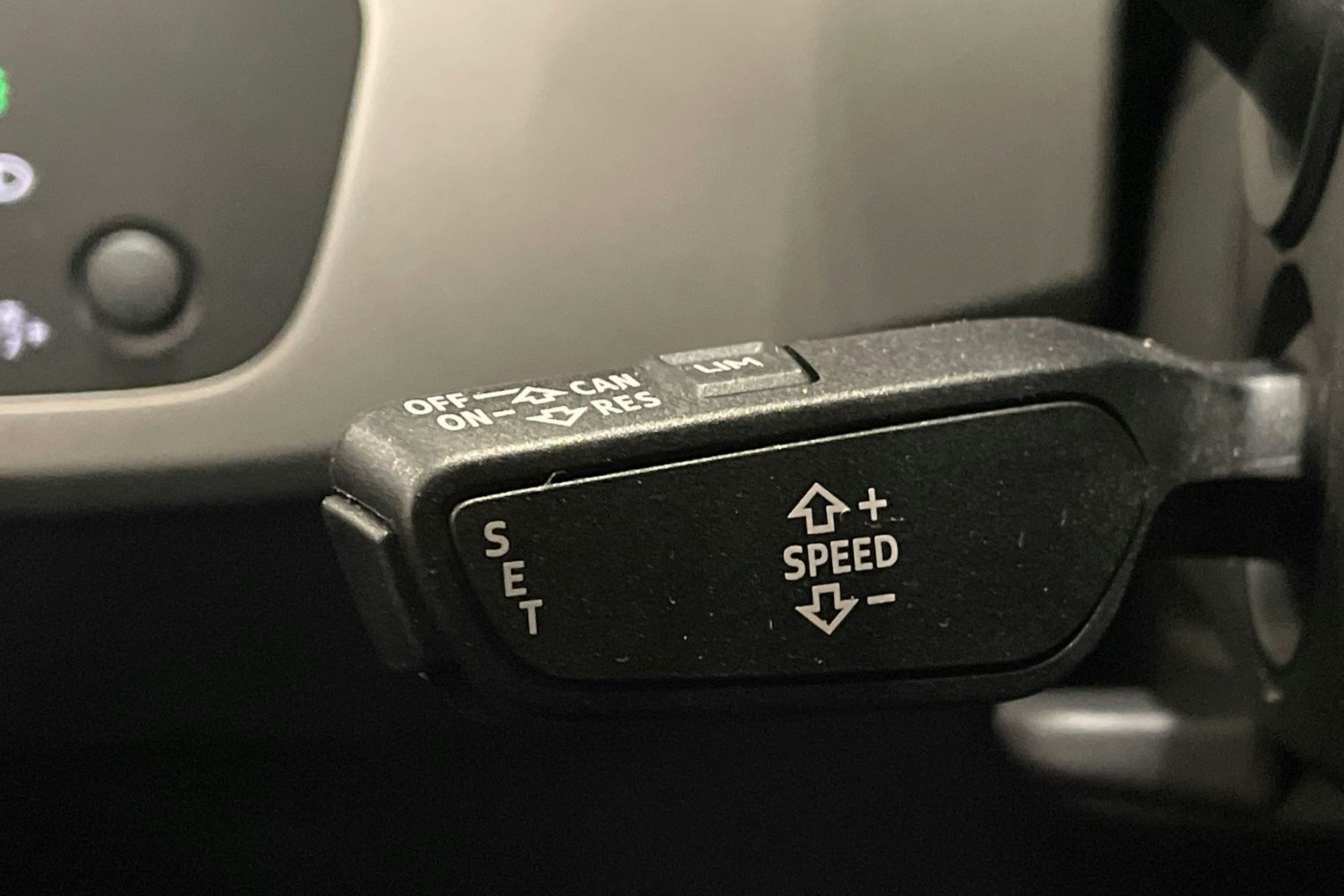 musta Audi A4 2019 kuva 18.