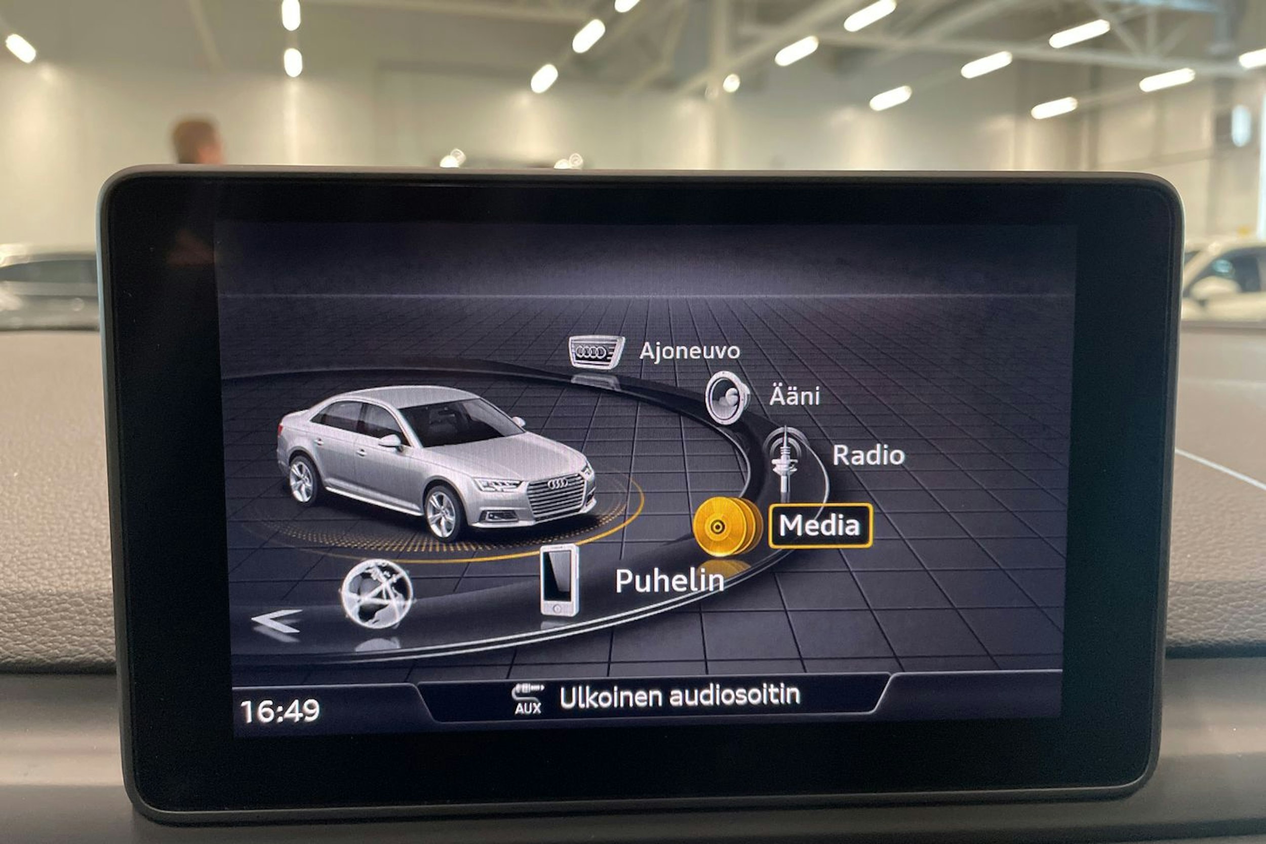 musta Audi A4 2019 kuva 21.