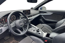 sininen Audi A4 2019 kuva 3.