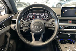 sininen Audi A4 2019 kuva 12.