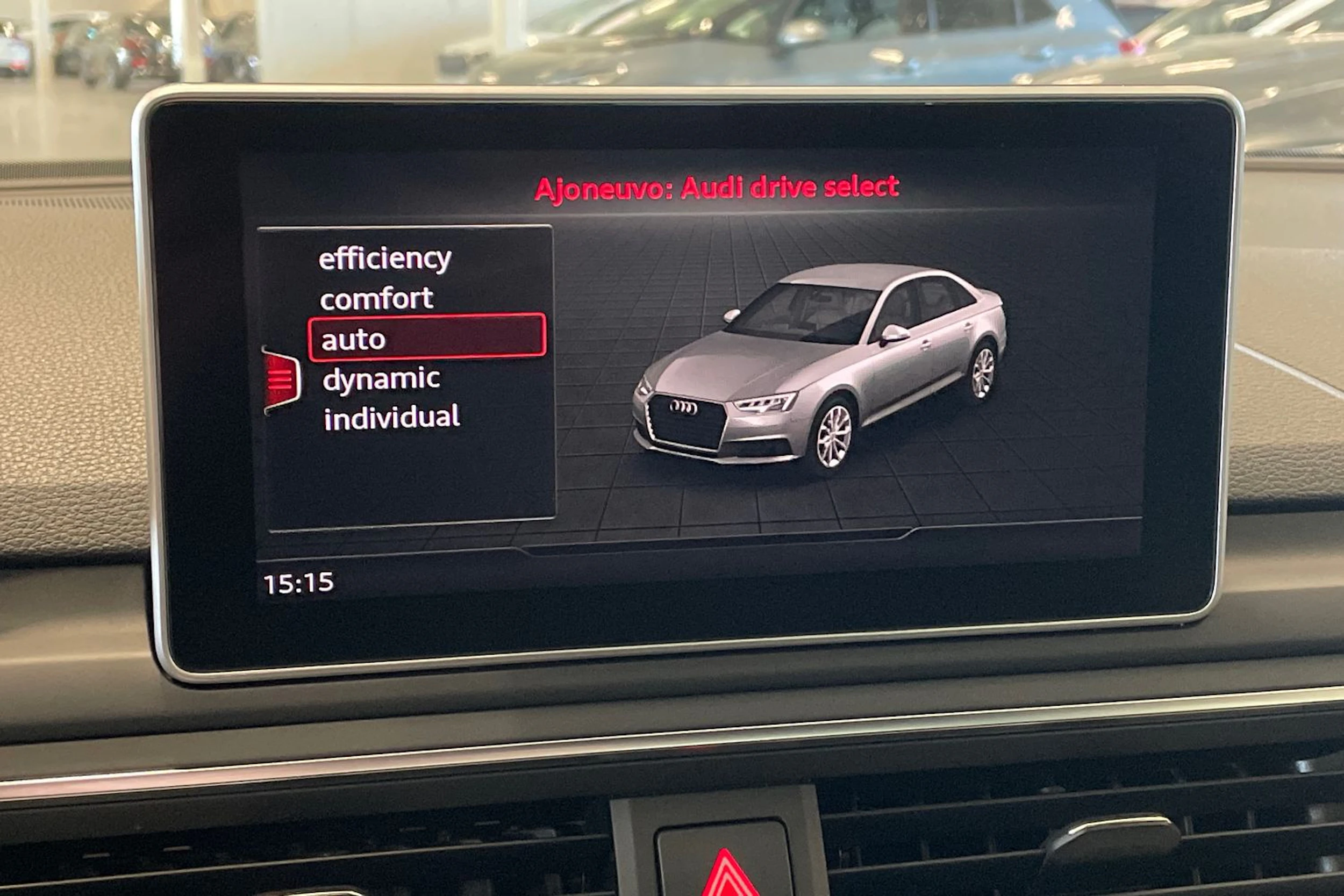 sininen Audi A4 2019 kuva 24.