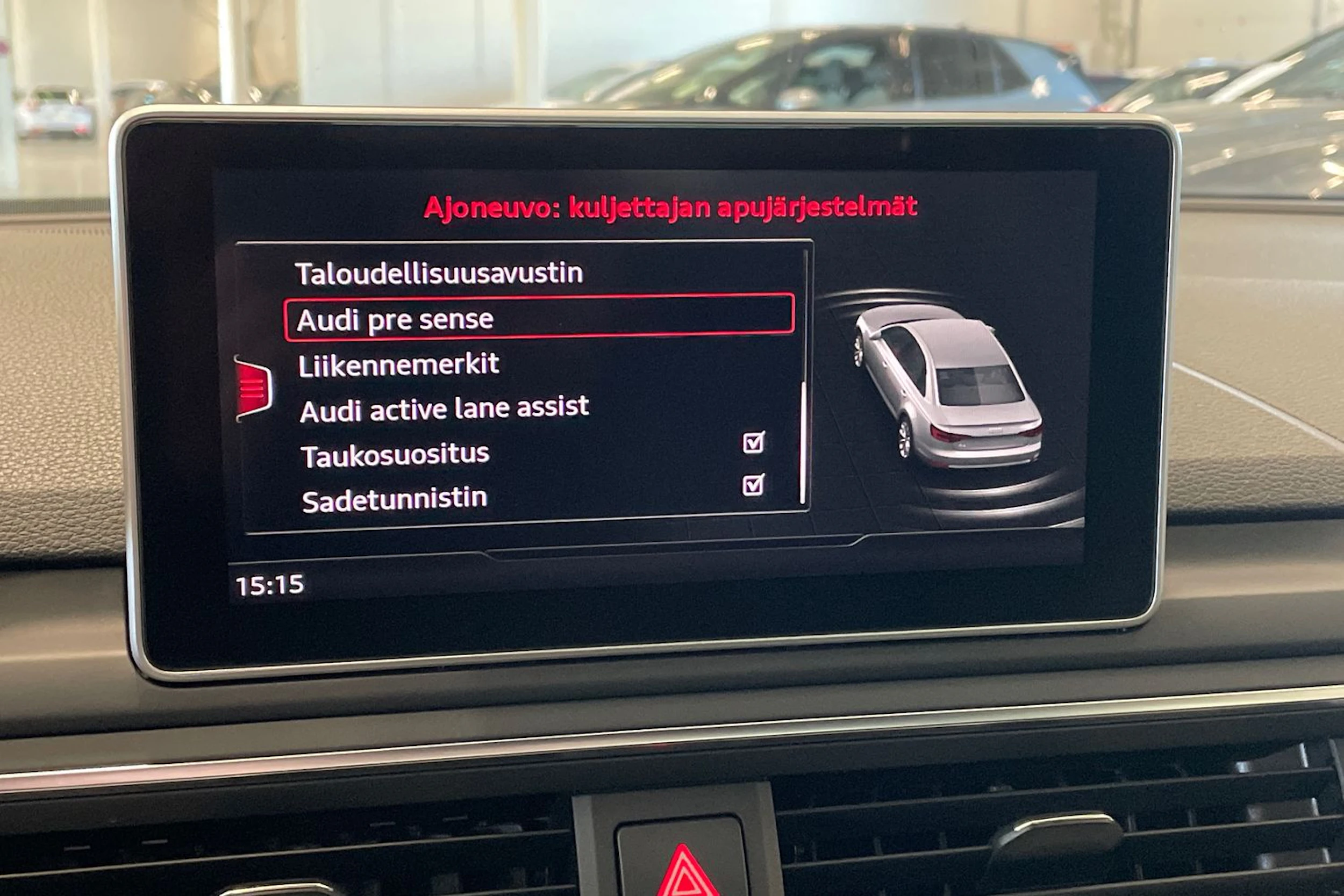 sininen Audi A4 2019 kuva 26.