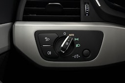 Musta Audi A4 2020 kuva 20.