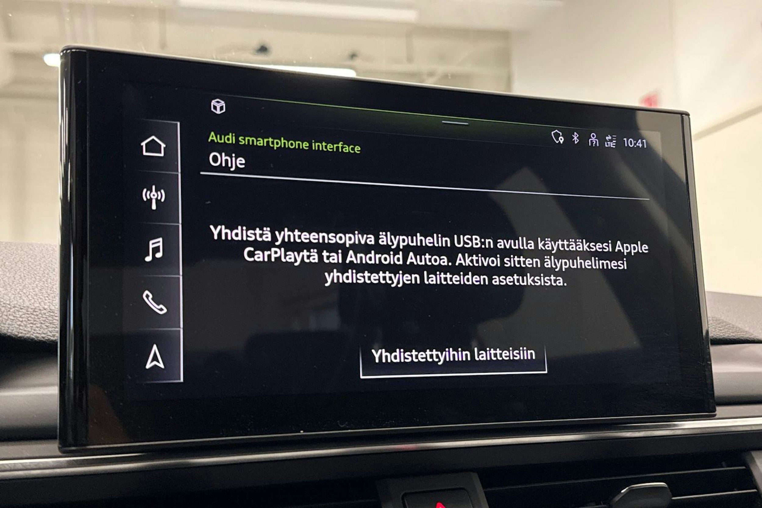 Musta Audi A4 2020 kuva 26.