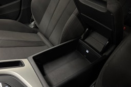 Musta Audi A4 2020 kuva 34.