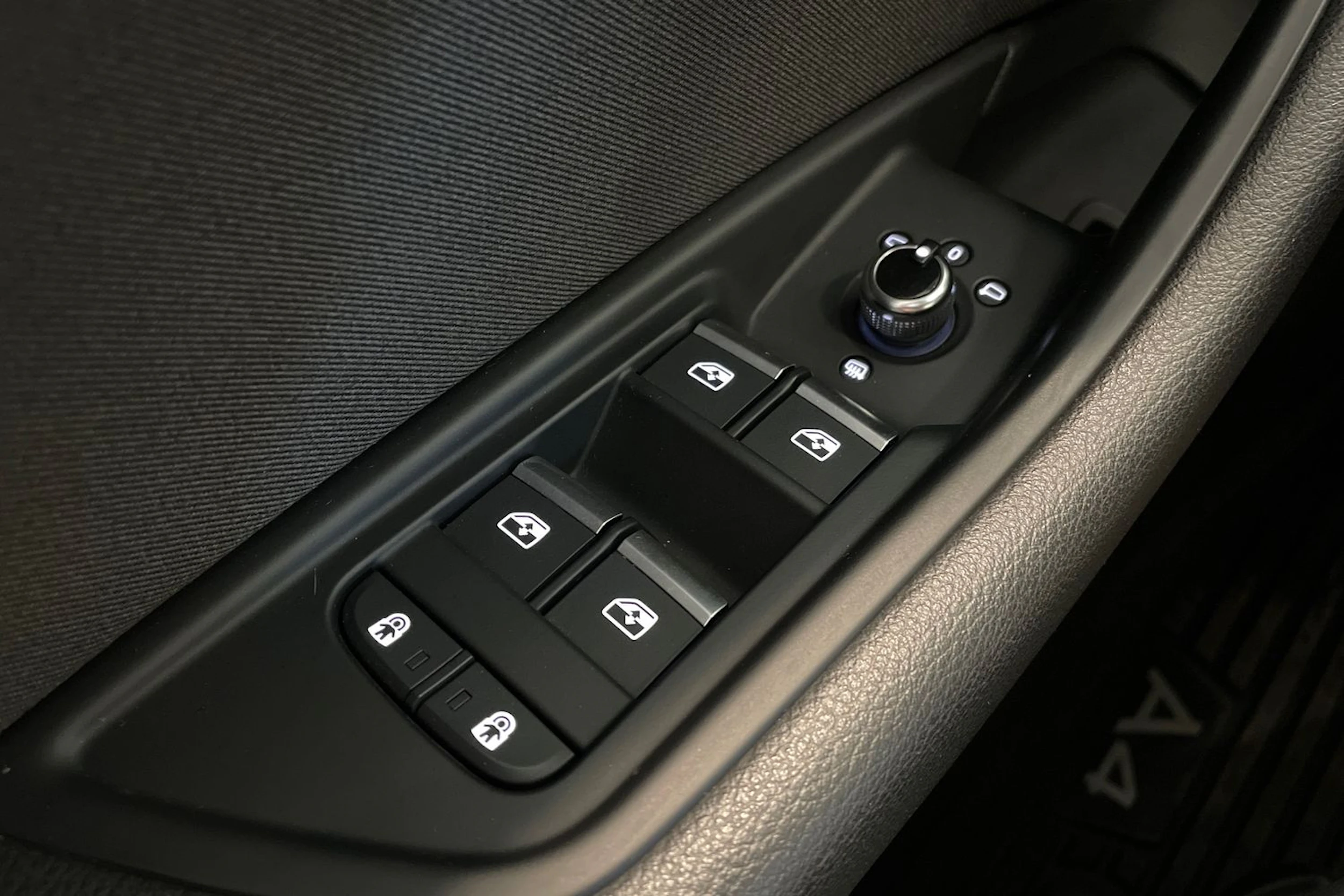 harmaa Audi A4 2020 kuva 24.