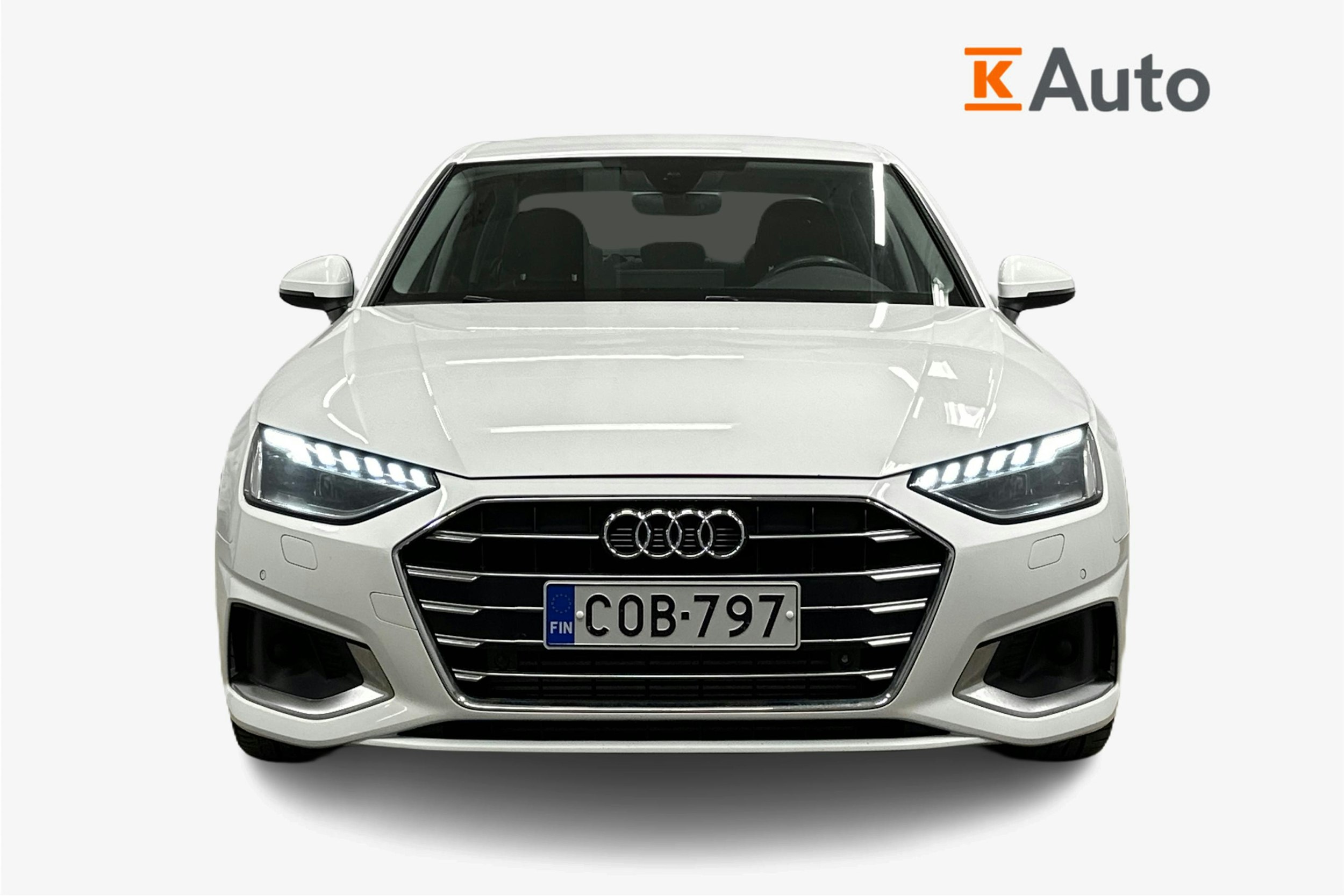 valkoinen Audi A4 2020 kuva 5.