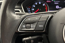 hopea Audi A4 2020 kuva 17.