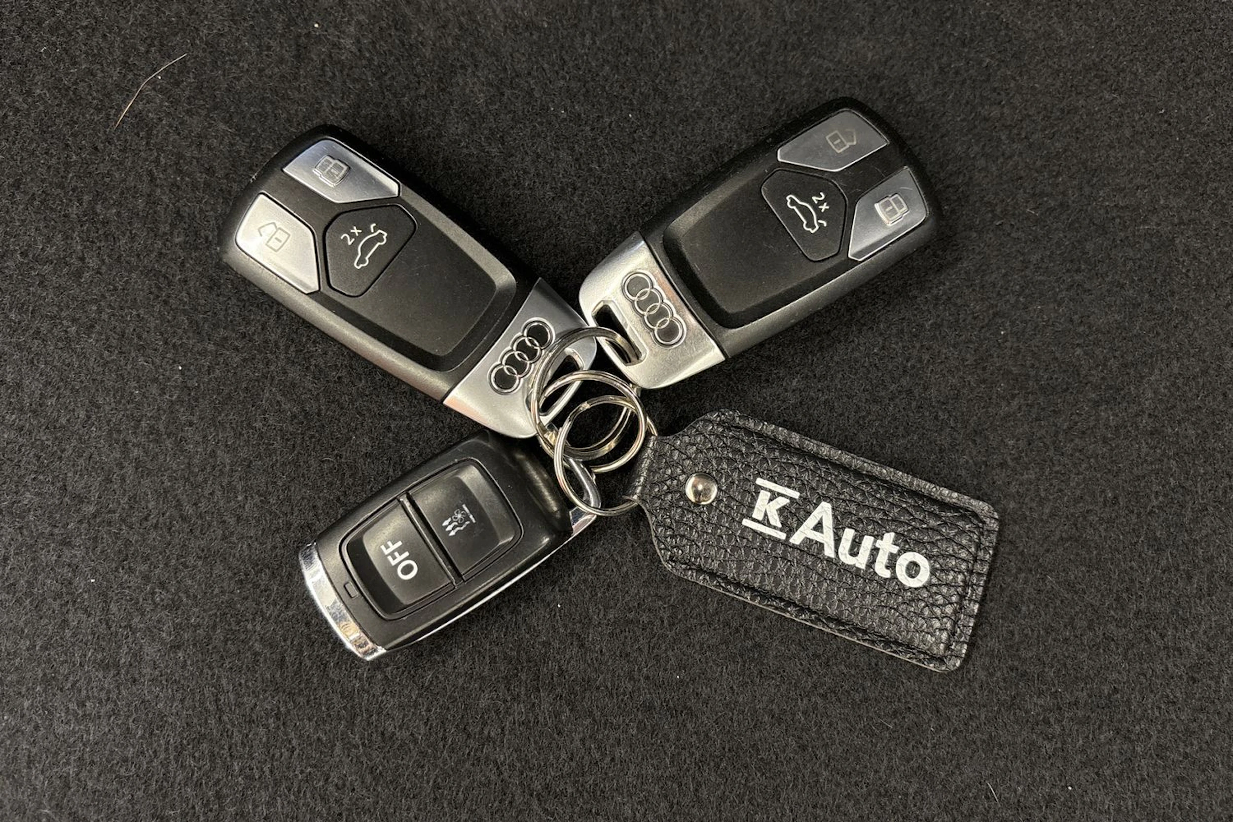 hopea Audi A4 2020 kuva 29.