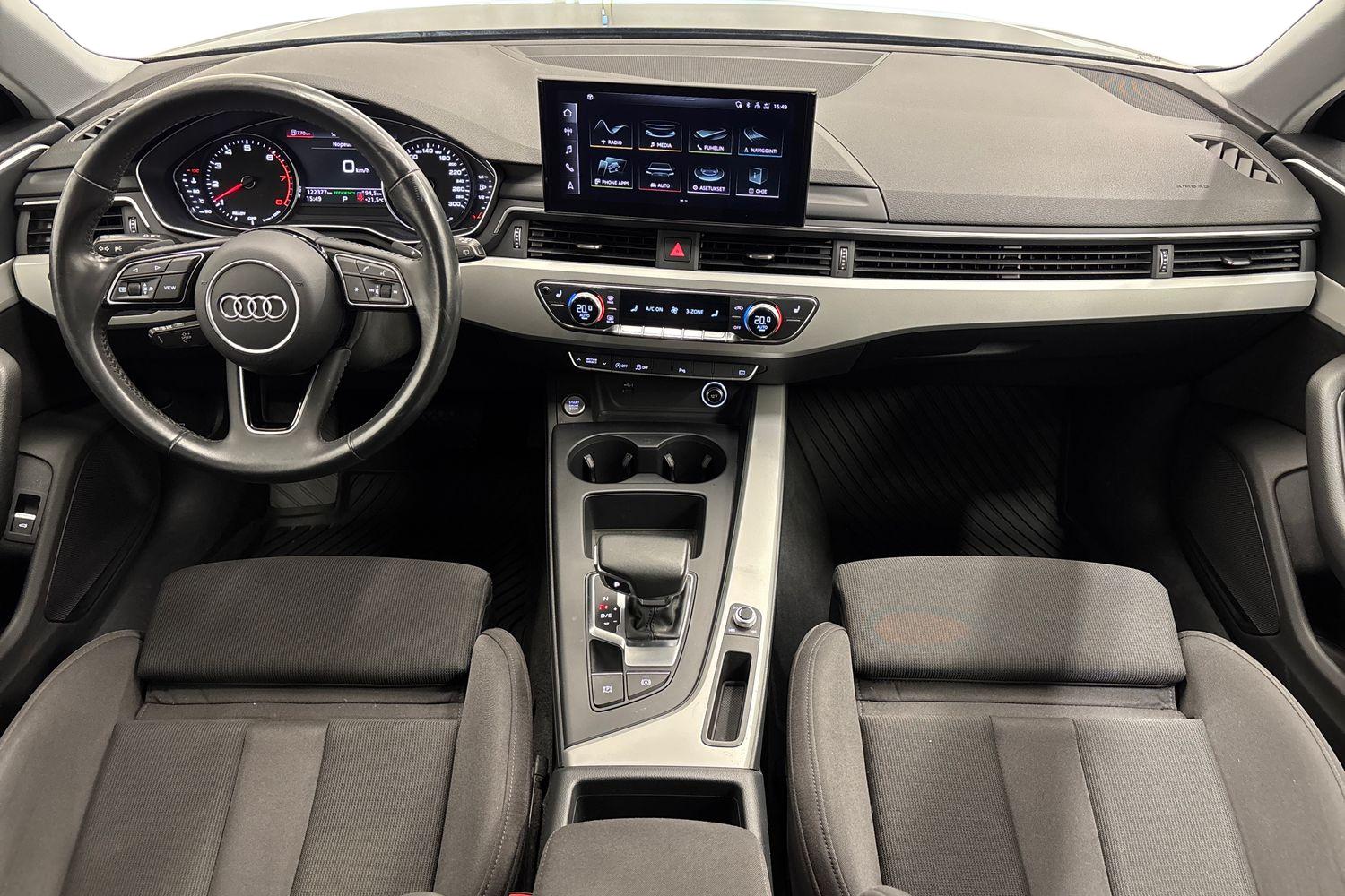 Audi A4 2020, kuva 7/25