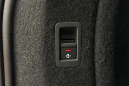 harmaa Audi A4 2020 kuva 24.