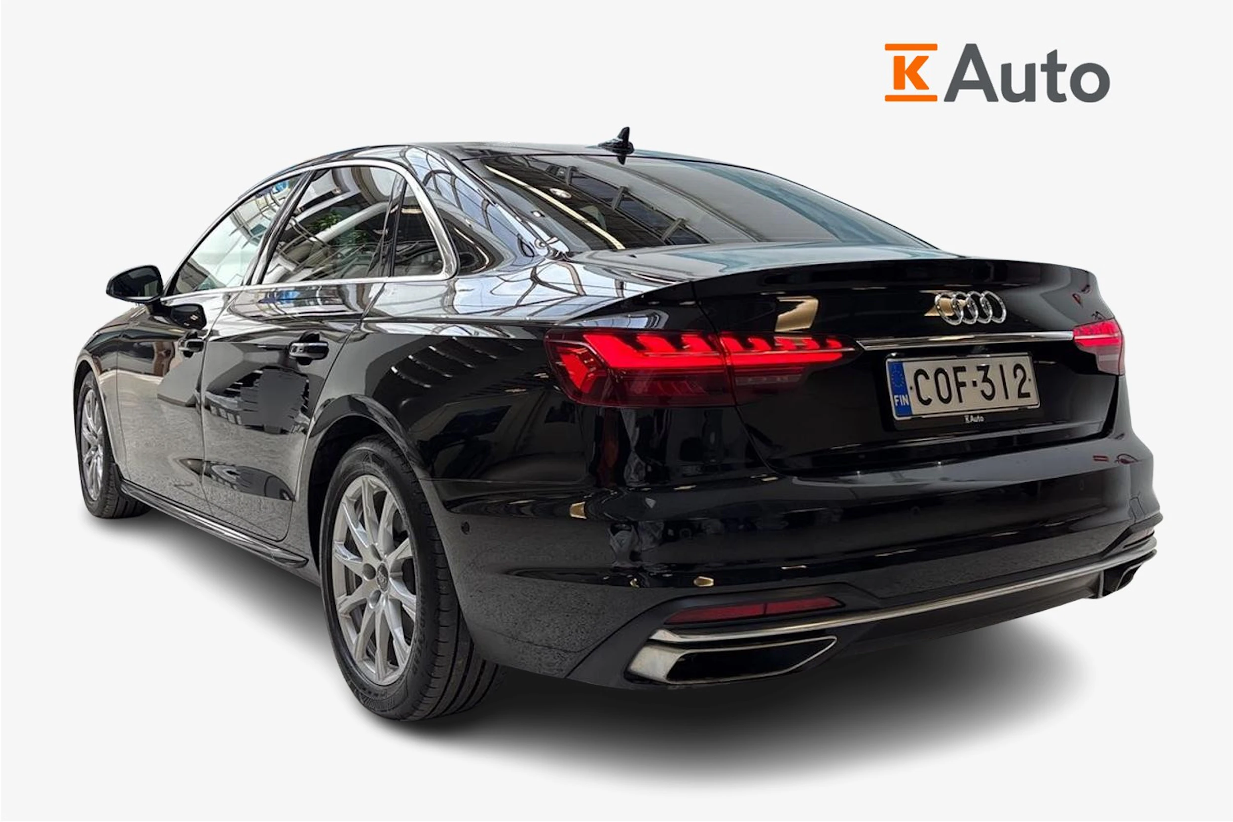 Musta Audi A4 2020 kuva 3.