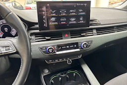 Musta Audi A4 2020 kuva 25.
