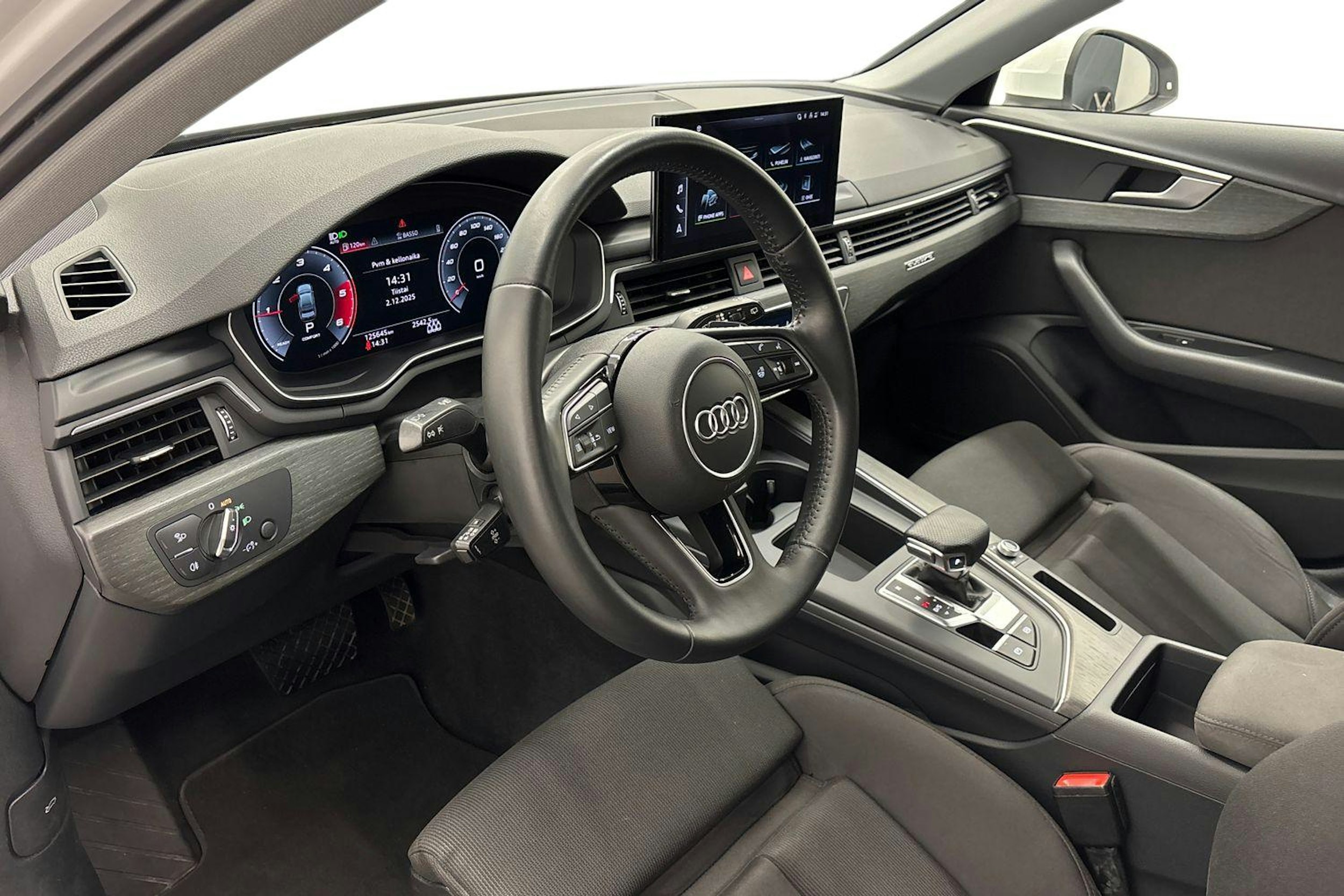 valkoinen Audi A4 2020 kuva 7.