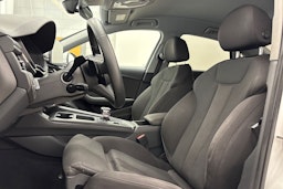 valkoinen Audi A4 2020 kuva 14.