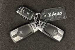 valkoinen Audi A4 2020 kuva 26.