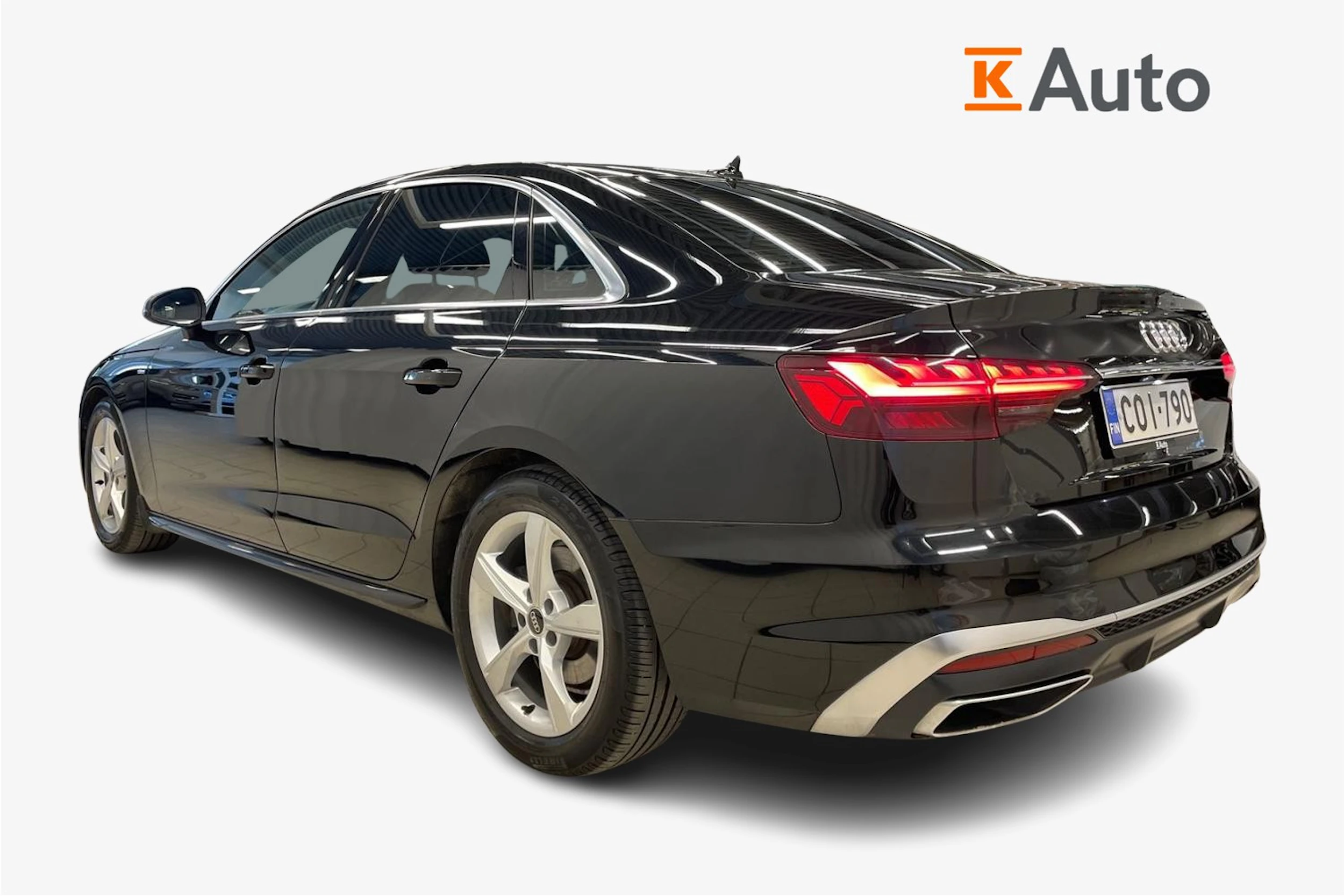 Musta Audi A4 2020 kuva 2.
