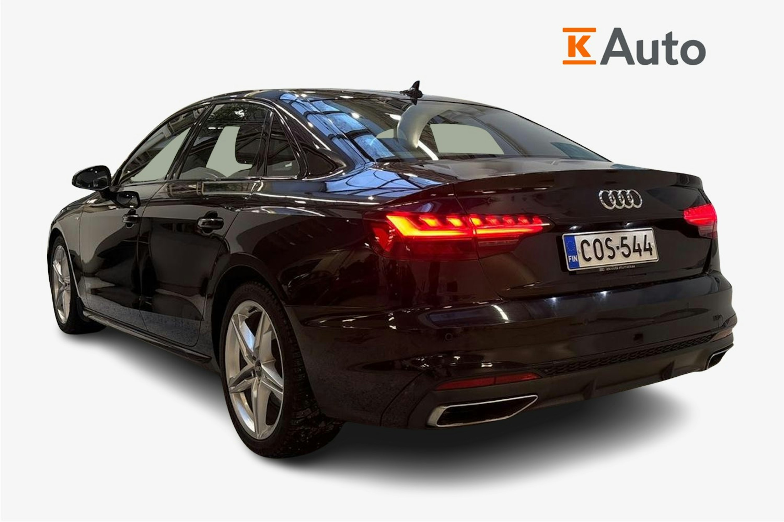 musta Audi A4 2020 kuva 2.