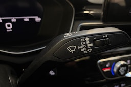 musta Audi A4 2020 kuva 16.