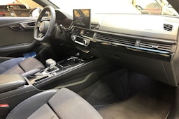 musta Audi A4 2020 kuva 24.