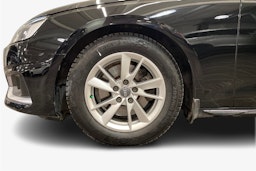 Musta Audi A4 2020 kuva 11.