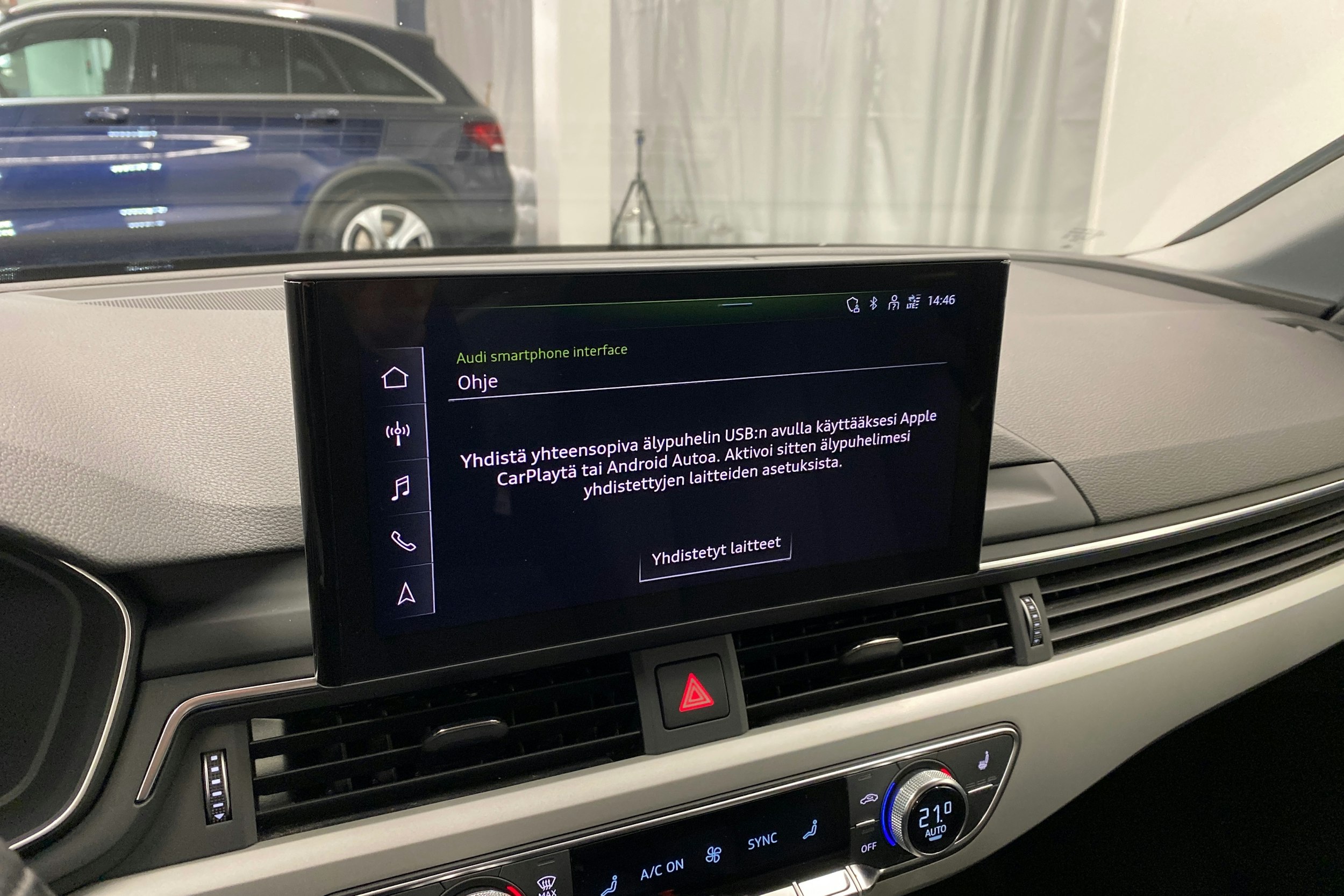 Musta Audi A4 2020 kuva 15.