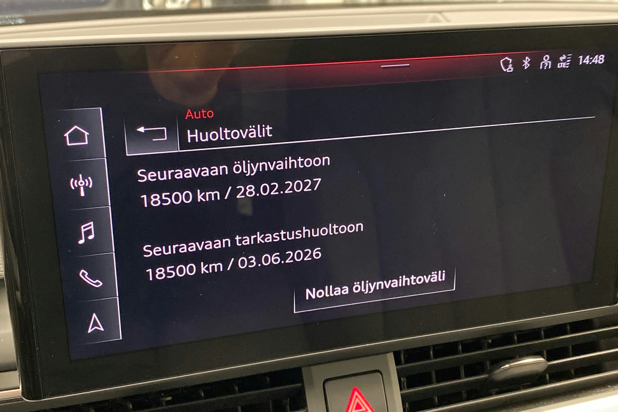 Musta Audi A4 2020 kuva 19.