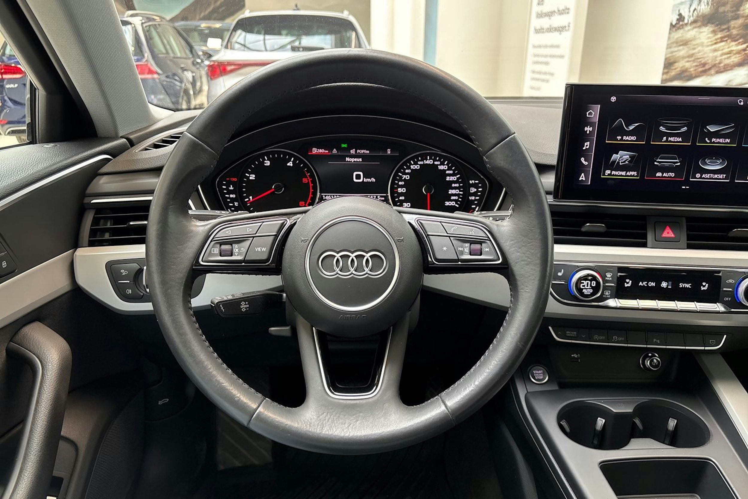 valkoinen Audi A4 2020 kuva 23.