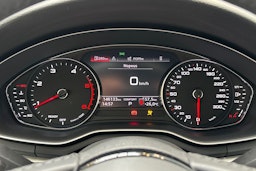 valkoinen Audi A4 2020 kuva 24.